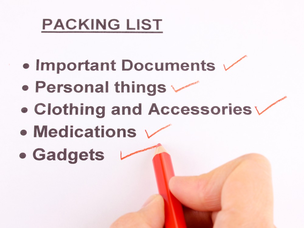 create a packing list and avoid stress